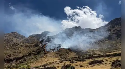 Incendio forestal en La Libertad destruye 17 hectáreas en Usquil tras reactivarse por fuertes vientos y radiación solar