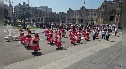 Fe y Alegría conmemoró 60 años de labor educativa con pasacalle y misa en el Centro Histórico de Lima