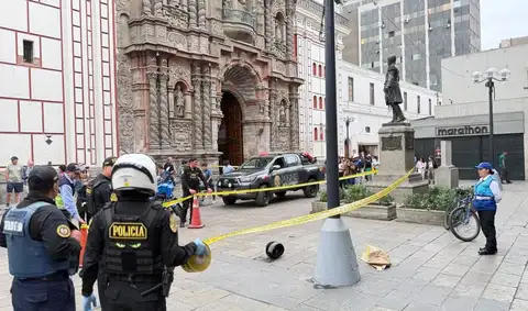 Asaltan a balazos a cambista en plena Iglesia La Merced en el Jirón de la Unión: le robaron S/52.000