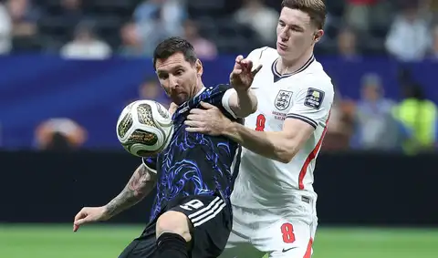 Argentina vs Inglaterra EN VIVO HOY - Mundial 2026: sigue el partido de semifinal con Lionel Messi