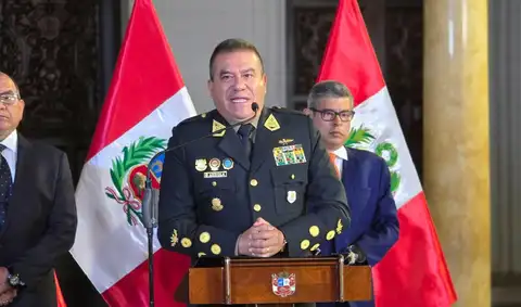 Óscar Arriola renuncia al cargo de comandante general de la PNP tras registrarse 169 homicidios en agosto Óscar Arriola renuncia al cargo de comandante general de la PNP tras registrarse 169 homicidios en agosto