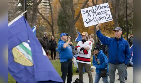 La opinión de la hora: seguir canadiense, por Mirko Lauer
