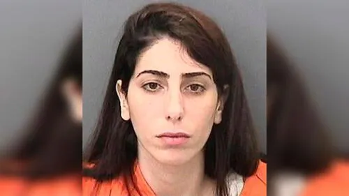 Recién casada intenta robar 1 millón de dólares a esposo millonario de 77 años y él no lo puede creer [FOTOS]