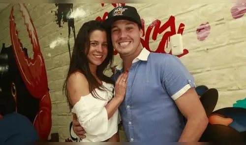 Vanessa Terkes recibe título de 'primera dama' en 'templo' de Alianza Lima