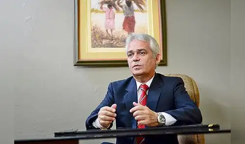 Gremio de empresarios pide mantener la unidad y fortalecer la democracia Gremio de empresarios pide mantener la unidad y fortalecer la democracia