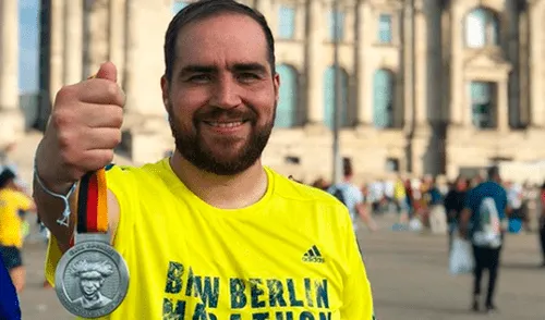 Francisco Alanís, Sopitas.