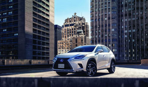 Llegó al Perú la nueva Lexus NX300h