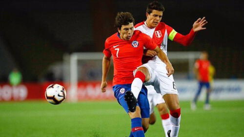 Peru cayó 3-2 ante Chile en el 'Clásico del Pacífico' por el Sudamericano Sub 17 Peru cayó 3-2 ante Chile en el 'Clásico del Pacífico' por el Sudamericano Sub 17