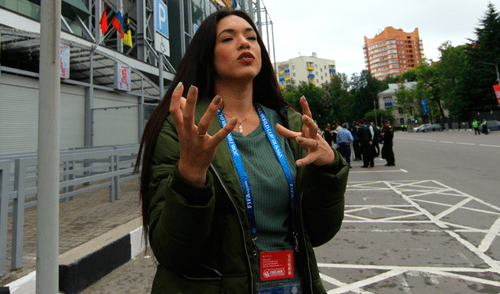 Jazmín Pinedo increpó a usuaria de Twitter luego de que le cuestionara por publicación