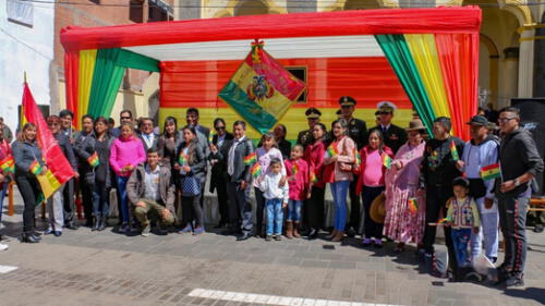 Bolivianos