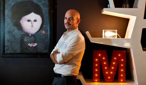 Ricardo Morán satiriza con banderola de ‘Con mis hijos no te metas’ | FOTO Ricardo Morán satiriza con banderola de ‘Con mis hijos no te metas’ | FOTO