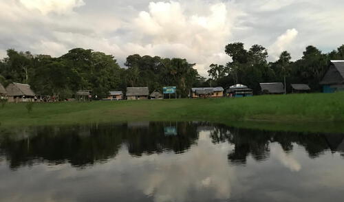 La comunidad Yarina, una de las cinco que conforman la Reserva Nacional Pacaya Samiria. Foto: Tony Layche