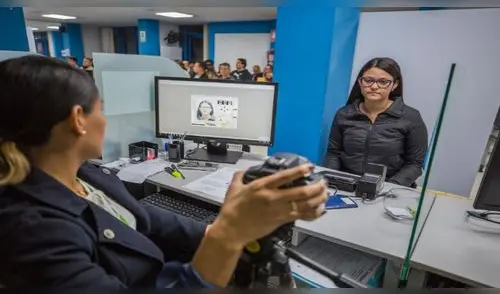 Migraciones amplía horario de atención para los extranjeros a 24 horas