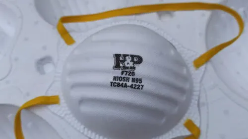 Incautan mascarillas y respiradores en Cercado de Lima. Créditos: Deysi Portuguez / La República