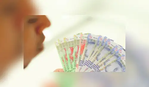 Gratificación debe usarse para pagar deudas de tarjetas de crédito Gratificación debe usarse para pagar deudas de tarjetas de crédito