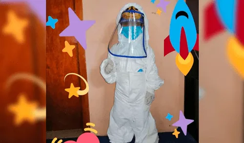 Madre viste a su hijo como un pequeño astronauta para llevarlo a vacunar