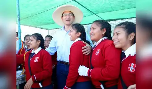 Vizcarra critica a jueces que aún reciben coimas Vizcarra critica a jueces que aún reciben coimas