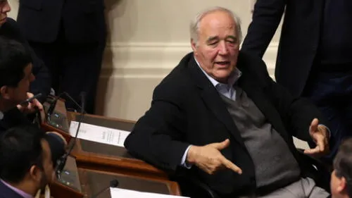 García Belaúnde dice que “matemáticamente” pueden ganar la Mesa Directiva