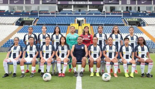 Equipo femenino de Alianza Lima. Equipo femenino de Alianza Lima.