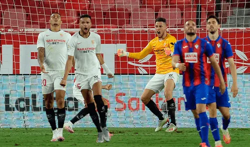 Sevilla derrotó 1-0 al Eibar por LaLiga Santander. (FOTO: AFP). Sevilla 1-0 Eibar