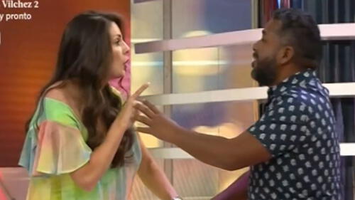 Rebeca Escribens y ‘Choca’ se “besan” imitando a Rosángela e Ignacio [VIDEO]