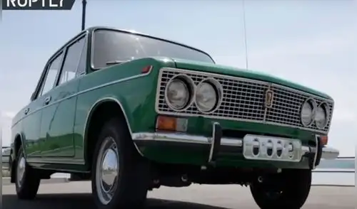 YouTube: ¿Por qué se vende un auto soviético en una millonada?