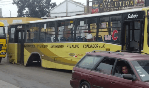 San Juan de Lurigancho: Bus pierde llantas posteriores y pasajeros terminan heridos [VIDEO]