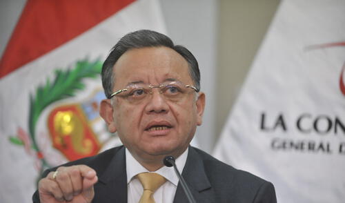 Contralor Alarcón a su auditor: "Retira la denuncia, yo me someto a ti"