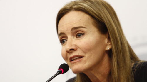 Marilú Martens: presentan moción de interpelación a la ministra de Educación por huelga de docentes