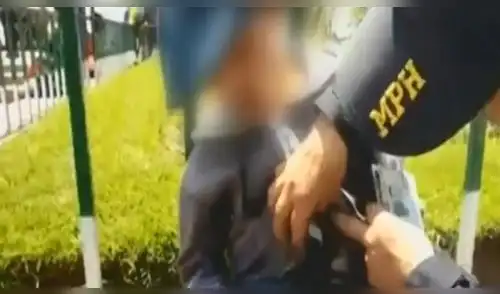 Huancayo: Madre abandona a su hijo con discapacidad atado a una reja de parque