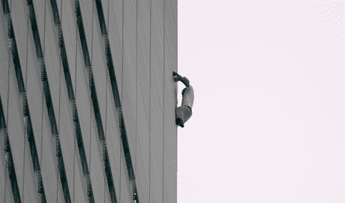 YouTube viral: captan a misterioso hombre escalando el edificio más alto de Europa sin arnés [VIDEO]
