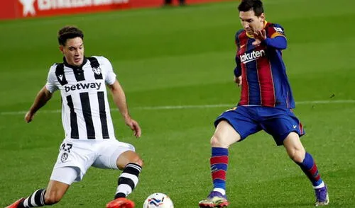 Barcelona vs. Levante se enfrentan en el Camp Nou. Foto: EFE
