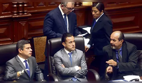 Exhortan a bancadas a no ir con Fuerza Popular en próxima Mesa Directiva Exhortan a bancadas a no ir con Fuerza Popular en próxima Mesa Directiva