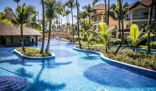 La inexplicable muerte de diez turistas en Punta Cana ha desatado pavor y una severa crisis en el turismo mundial.