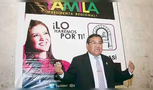 Según Sumari se acercaron a Renace para descongelar la relación de Yamila y Zegarra