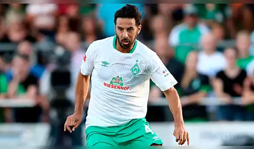 ¿Y Alianza Lima? Claudio Pizarro no planea volver al Perú