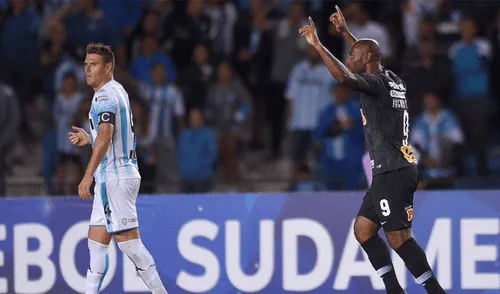 Racing cayo ante Corinthians por penales y quedó eliminado de la Copa Sudamericana [RESUMEN]