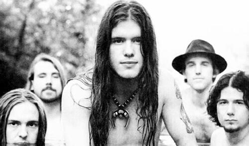 Shannon Hoon, líder y vocalista de Blind Melon, falleció a los 28 años a causa de una sobredosis de cocaína a los 28 años. Foto: @blindmelonband