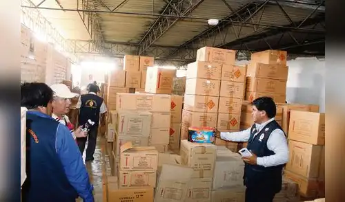 Incautan diez toneladas de artefactos pirotécnicos en depósito en La Victoria Incautan diez toneladas de artefactos pirotécnicos en depósito en La Victoria