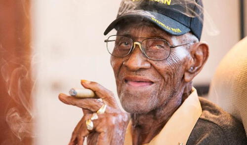Muere a los 112 años el veterano estadounidense más anciano de la Segunda Guerra Mundial [FOTOS]