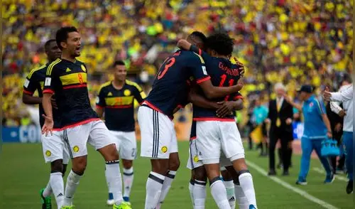Colombia ganó 2-0 a Ecuador en Quito y escaló al segundo lugar en las Eliminatorias a Rusia 2018