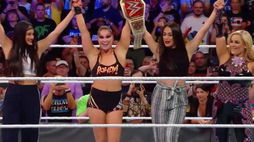 Ronda Rousey es la primera mujer en ser campeona de UFC y WWE