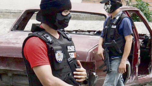 Madre de implicado en crimen de esposos pisqueros: Iba a entregarlo a la justicia