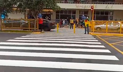 Representante de la comuna limeña pidieron a la ciudadanía respetar las normas de tránsito. Foto: Captura RTV