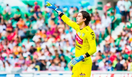 Mariana Echeverría y Óscar Jiménez anuncian la espera de su primer hijo