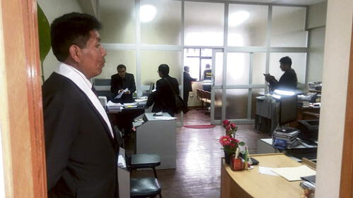 Fiscalía lacra oficinas  de Universidad Andina