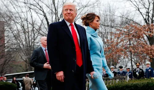 Servicio Secreto obliga a Donald Trump a entregar su Samsung Galaxy