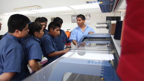 Minedu convoca concurso de ascenso para docentes de Educación Técnica