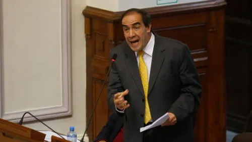 Reclamo de Yonhy Lescano sobre vacancia provocó al presidente del Congreso [VIDEO]
