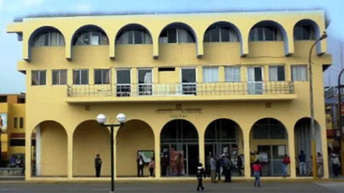 A través de un trabajo articulado entre la Municipalidad Provincial de Huaral y Pensión 65, se concretó la entrega de las prótesis dentales a los ciudadanos. Foto: difusión.